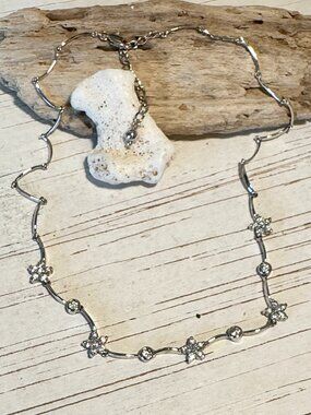 Elegant Silver Necklace with Chystal Star Accents - Nordstroms